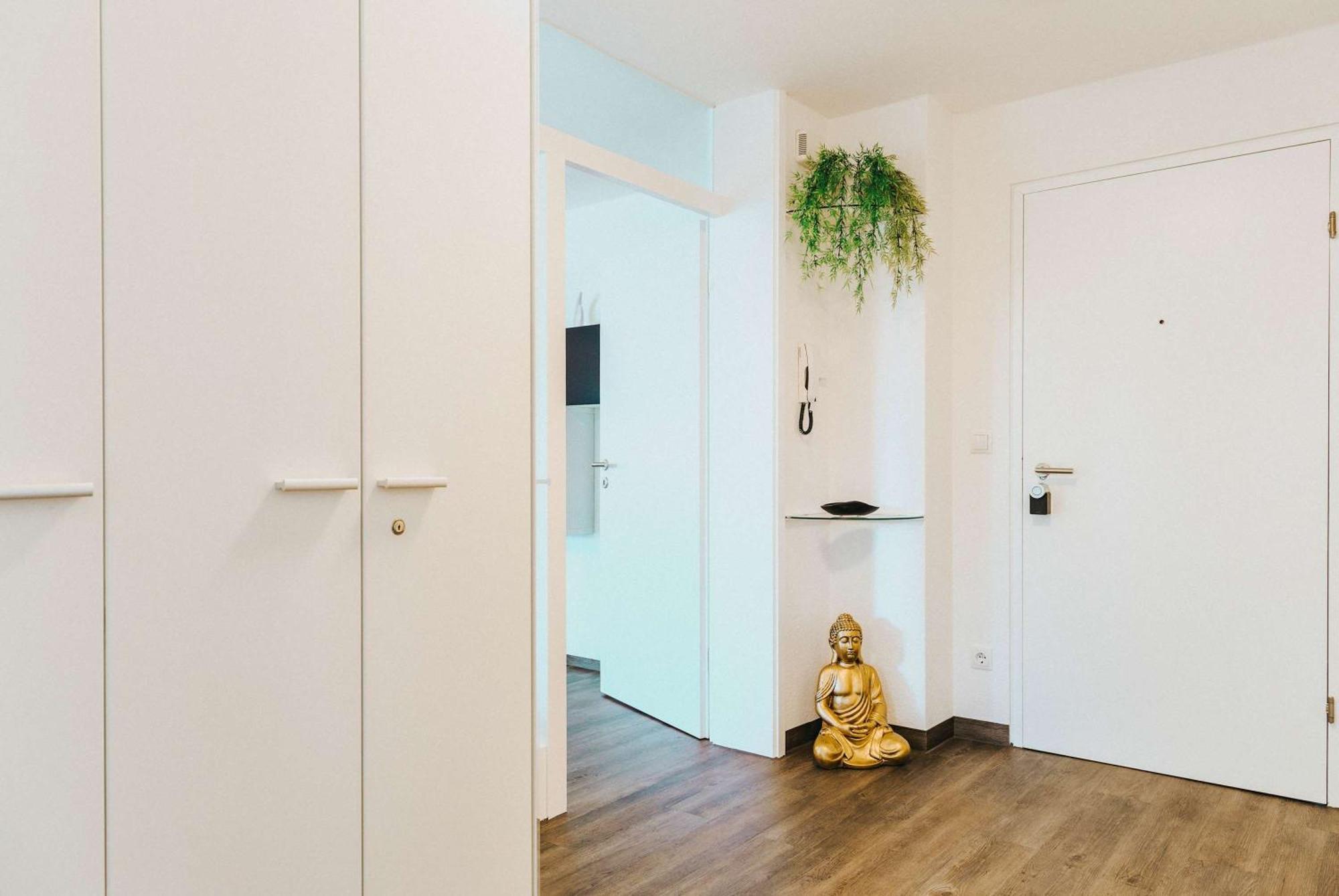 Relax Apartment Black & White Friedrichshafen Luaran gambar