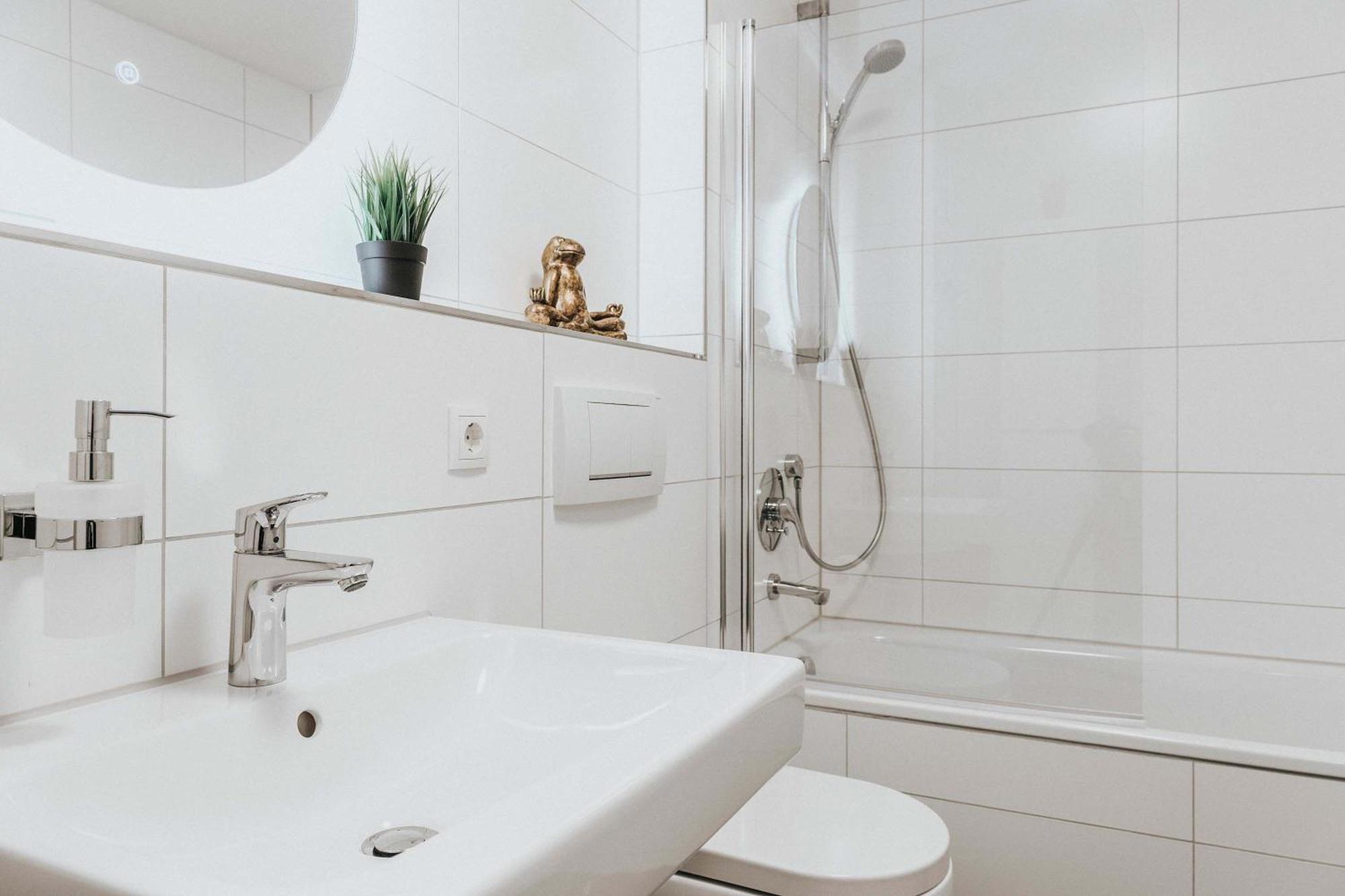 Relax Apartment Black & White Friedrichshafen Luaran gambar